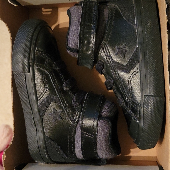 Converse Sneakers - Picture 9 of 9